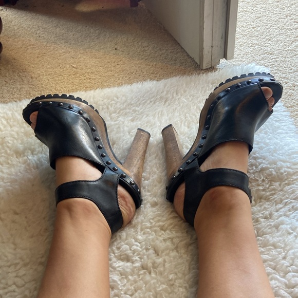 NWOT fabulous 5 1-2 inch wood and leather studded heels with heavy duty grips! - Picture 6 of 12